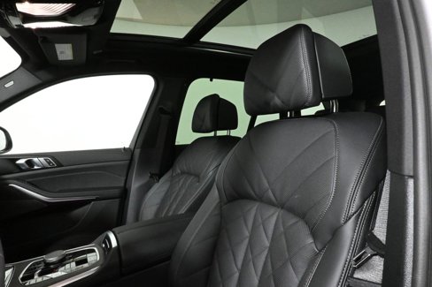 New 2026 BMW X5 xDrive40i w/ M Sport Package image 16