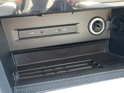 New 2025 Volkswagen Taos SE image 23
