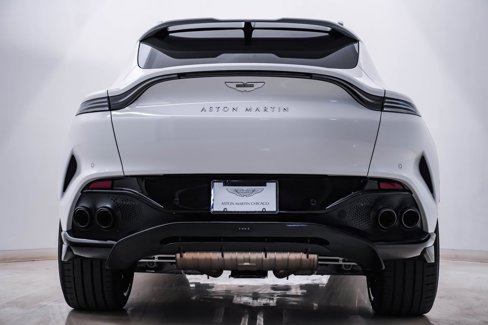 New 2025 Aston Martin DBX 707 image 8
