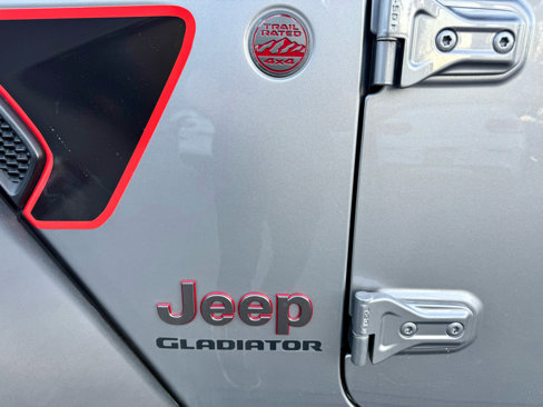 Used 2020 Jeep Gladiator Rubicon image 14