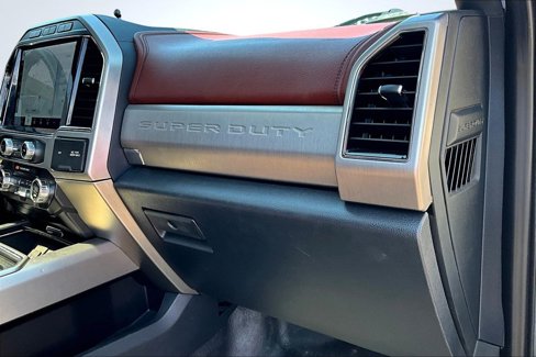 Used 2022 Ford F250 Platinum w/ Tremor Off-Road Package image 23