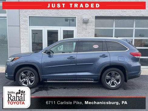 Certified 2018 Toyota Highlander Limited Platinum image 1