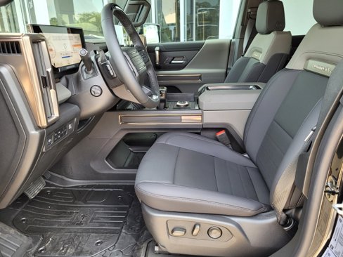New 2025 GMC Hummer EV 3X image 3