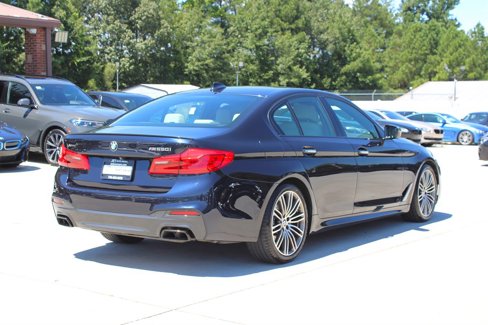 Used 2018 BMW M550i xDrive image 7