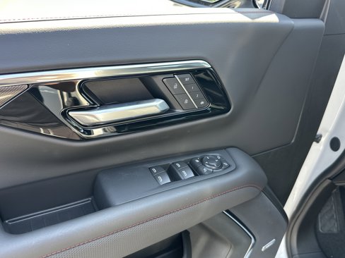 New 2025 Chevrolet Suburban RST w/ Comfort Package image 15