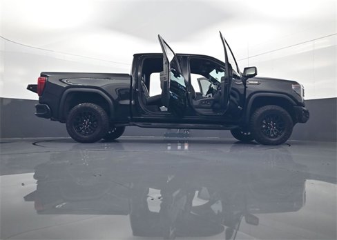 Used 2023 GMC Sierra 1500 AT4X image 33