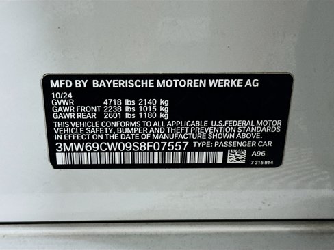 Used 2025 BMW 330i Sedan image 12