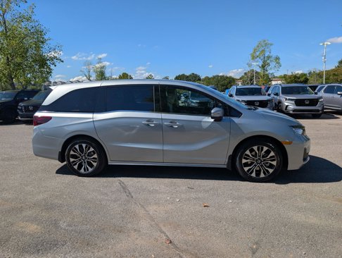 New 2026 Honda Odyssey Elite image 8