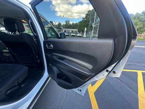 Used 2019 Dodge Durango SXT image 33