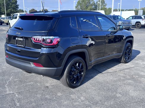 New 2026 Jeep Compass Latitude image 5