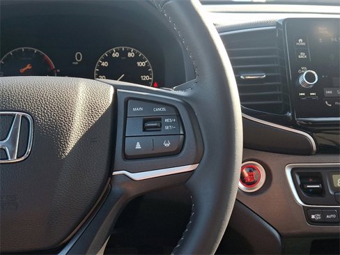 Certified 2025 Honda Ridgeline Sport image 21