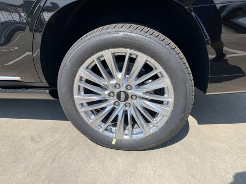 New 2026 Cadillac Escalade Luxury w/ Touring Package image 11