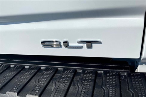 New 2026 GMC Sierra 2500 SLT image 9