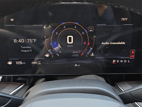 New 2025 Chevrolet Suburban Z71 w/ Comfort Package image 33