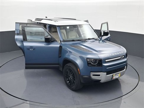 Used 2024 Land Rover Defender 110 S image 29