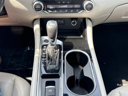 Used 2022 Nissan Altima 2.5 SL image 7
