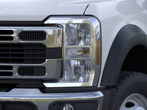 New 2025 Ford F550 4x4 Regular Cab Super Duty image 18