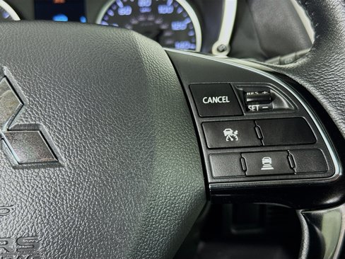 Used 2025 Mitsubishi Eclipse Cross SE image 16