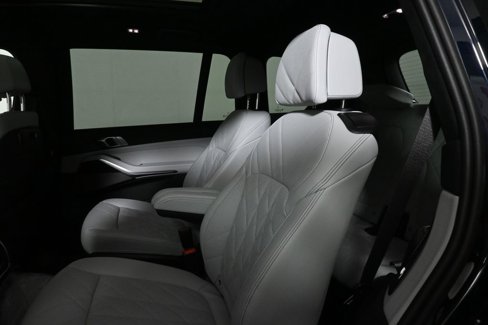 New 2026 BMW X7 xDrive40i w/ M Sport Package image 36
