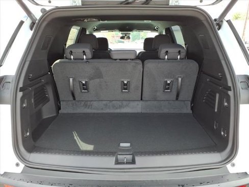 New 2026 Chevrolet Traverse LT image 5