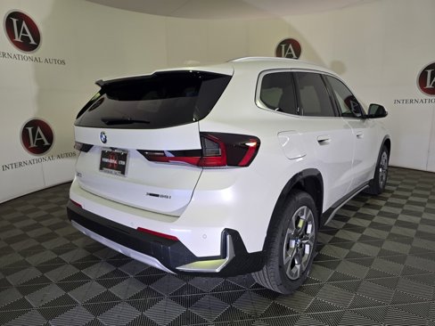 New 2026 BMW X1 xDrive28i w/ Convenience Package image 4