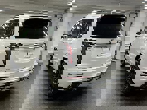 Certified 2022 Cadillac XT6 Sport w/ Technology Package image 3