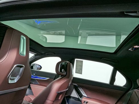 New 2026 BMW 740i xDrive image 40