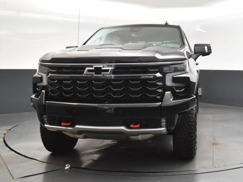 New 2026 Chevrolet Silverado 1500 ZR2 image 10