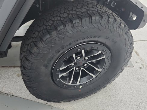 New 2025 Jeep Wrangler Unlimited Rubicon image 26