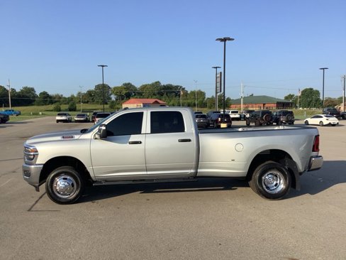 New 2026 RAM 3500 Tradesman image 4