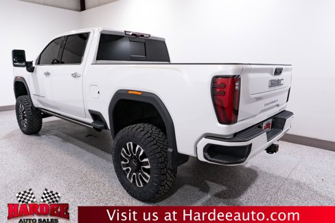 Used 2024 GMC Sierra 2500 Denali Ultimate image 3