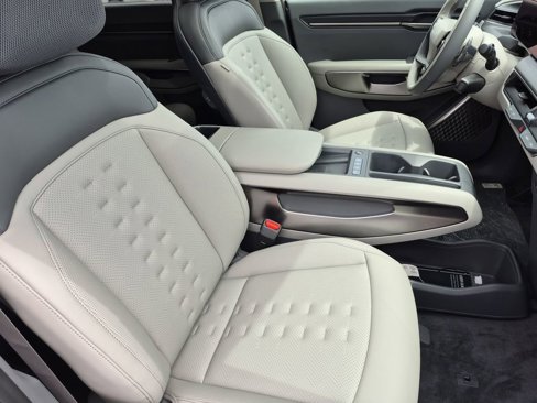 New 2026 Kia EV9 Wind image 20