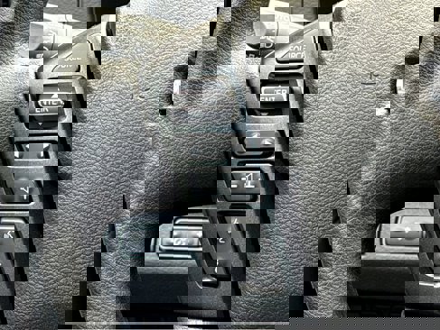 New 2026 Nissan Frontier SV image 15
