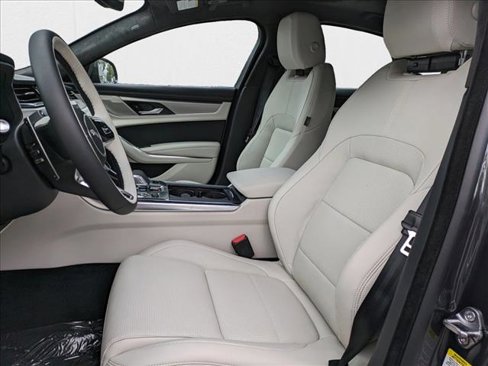 New 2024 Jaguar XF R-Dynamic SE image 3