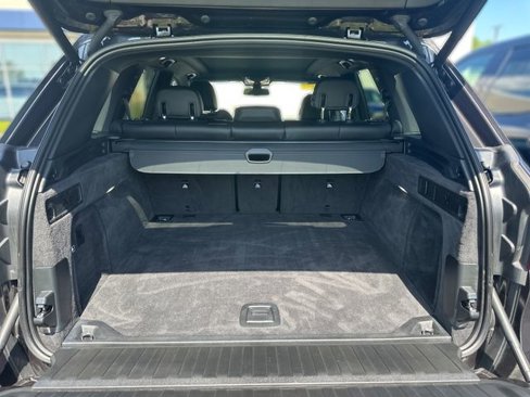 Used 2023 BMW X5 xDrive40i w/ Executive Package image 11
