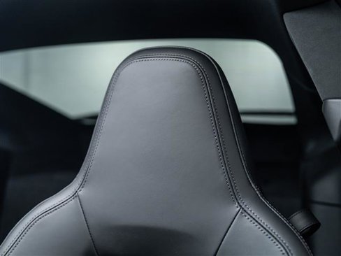 Certified 2025 Porsche 911 Carrera image 21