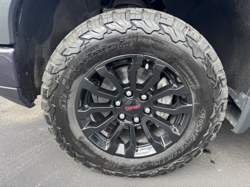 Used 2022 GMC Sierra 1500 AT4X image 53