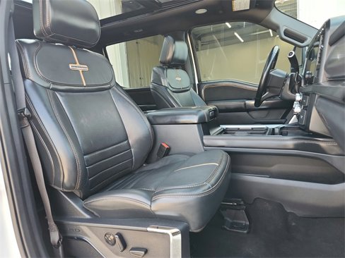 Used 2024 Ford F250 Platinum image 47