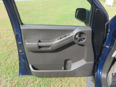 Used 2006 Nissan Xterra X w/ (P01) Power Pkg image 10