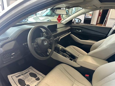 Used 2023 Honda Accord EX image 22