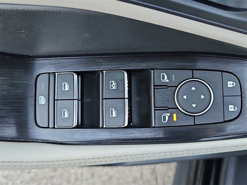 Used 2023 Nissan Rogue SL w/ SL Premium Package image 27