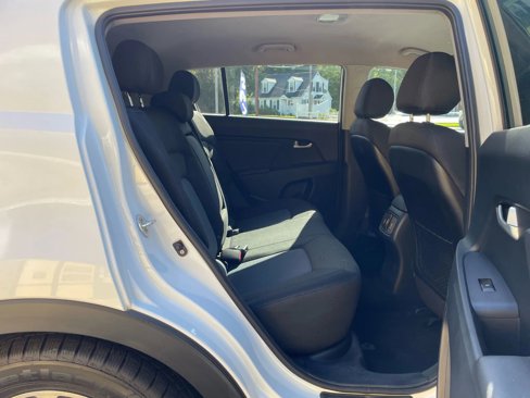Used 2016 Kia Sportage LX image 31