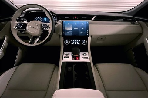 New 2026 Jaguar F-PACE R-Dynamic S image 6