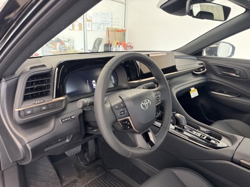 New 2025 Toyota Crown image 13