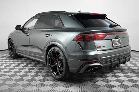 New 2025 Audi RS Q8 performance image 6