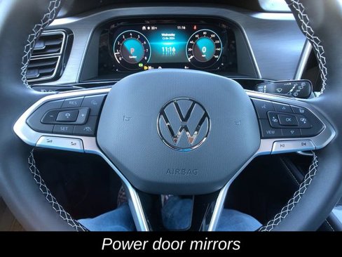 New 2025 Volkswagen Atlas Cross Sport SE image 16