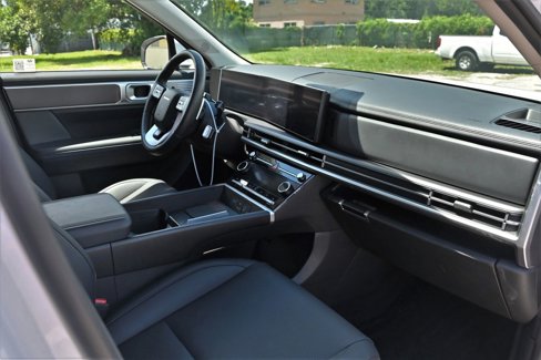 Used 2025 Hyundai Santa Fe SEL image 19