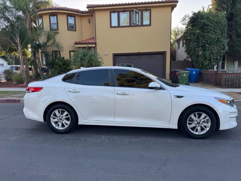 Used 2016 Kia Optima LX image 8