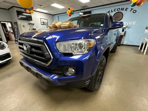 Used 2022 Toyota Tacoma SR5 image 6