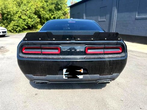 Used 2019 Dodge Challenger R/T w/ Blacktop Package image 5